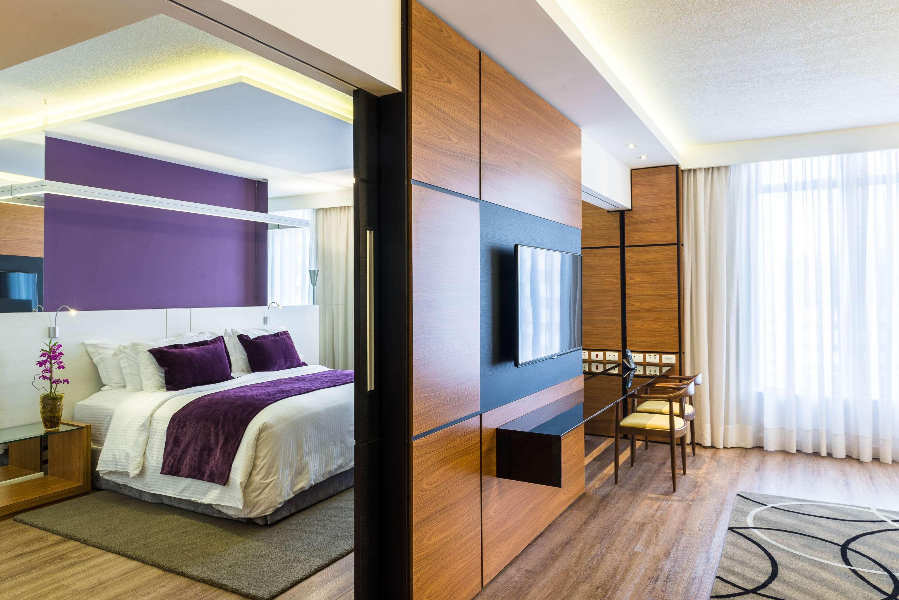 Radisson Hotel 5*